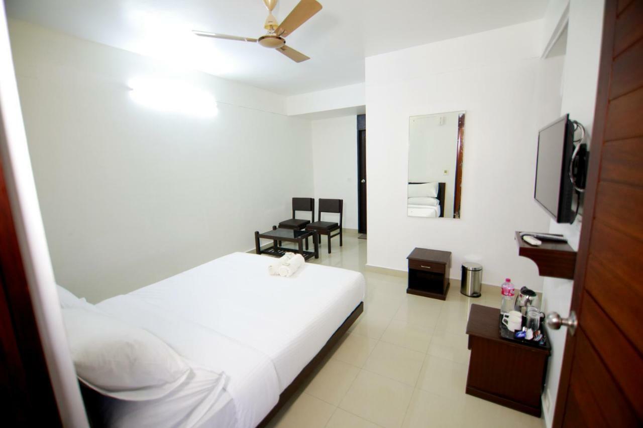 Ss Beach Resort Varkala Exterior photo